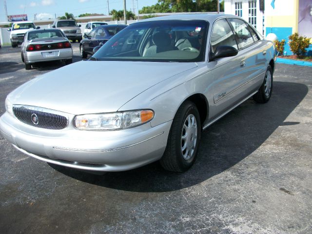 Buick Century 2001 photo 2