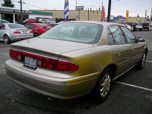 Buick Century 2001 photo 2