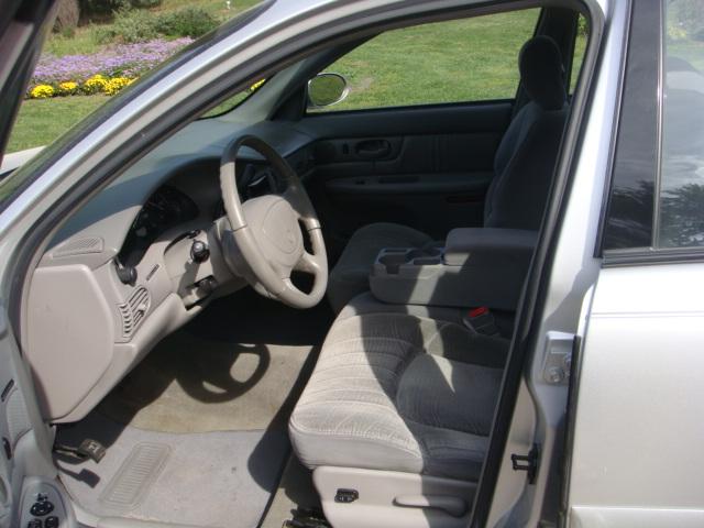 Buick Century 2001 photo 1