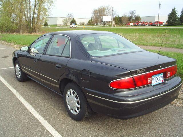 Buick Century 2001 photo 2