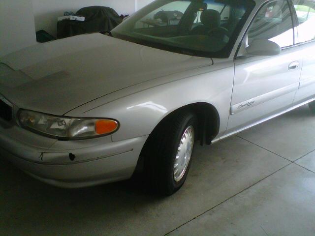 Buick Century 2001 photo 1