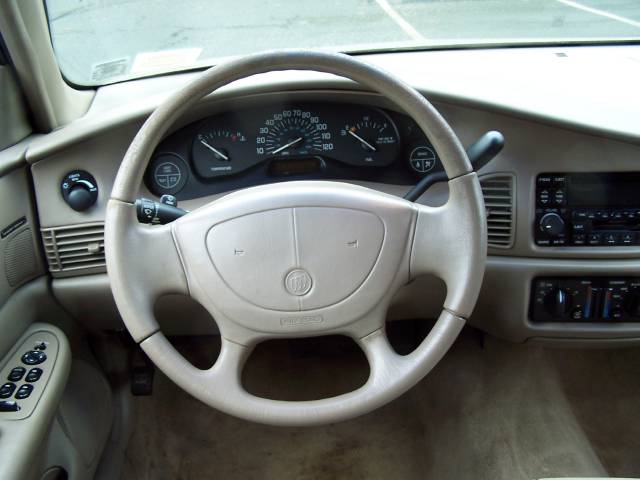 Buick Century 2001 photo 4