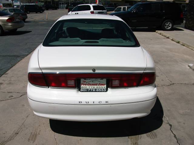 Buick Century 2001 photo 3