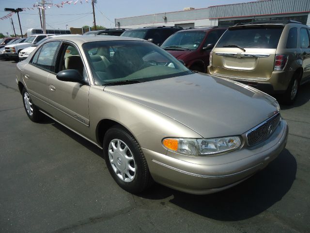 Buick Century 2001 photo 2