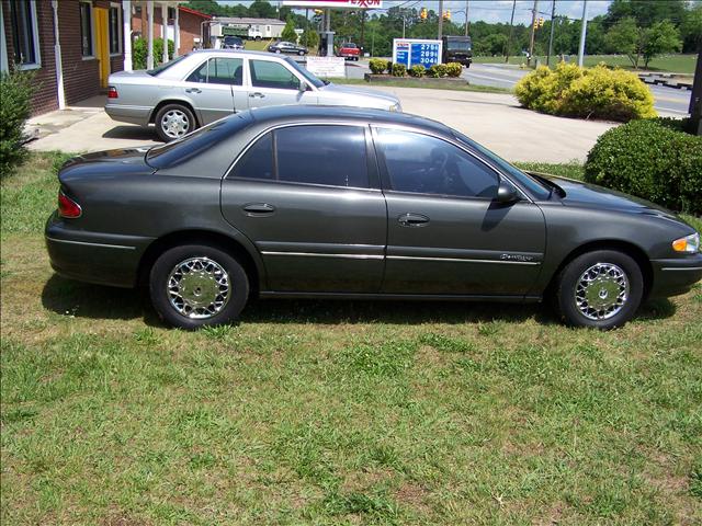 Buick Century 2001 photo 1