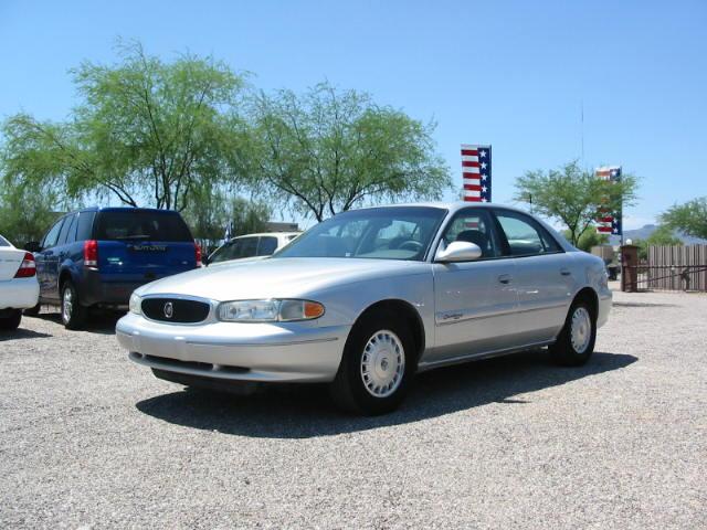 Buick Century 2001 photo 2