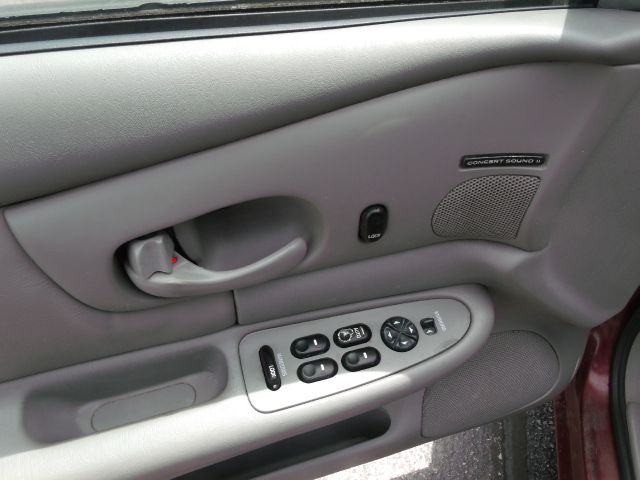 Buick Century 2001 photo 1