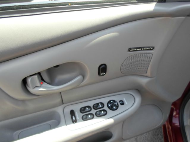 Buick Century 2002 photo 7