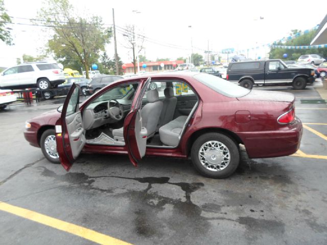 Buick Century 2002 photo 2