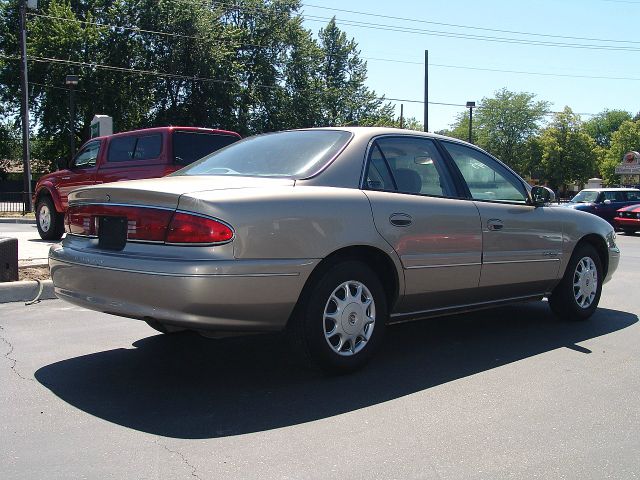 Buick Century 2002 photo 3