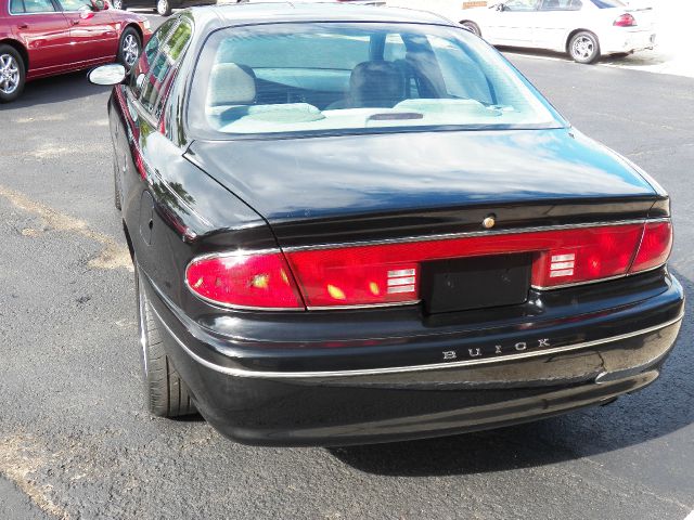 Buick Century 2002 photo 1