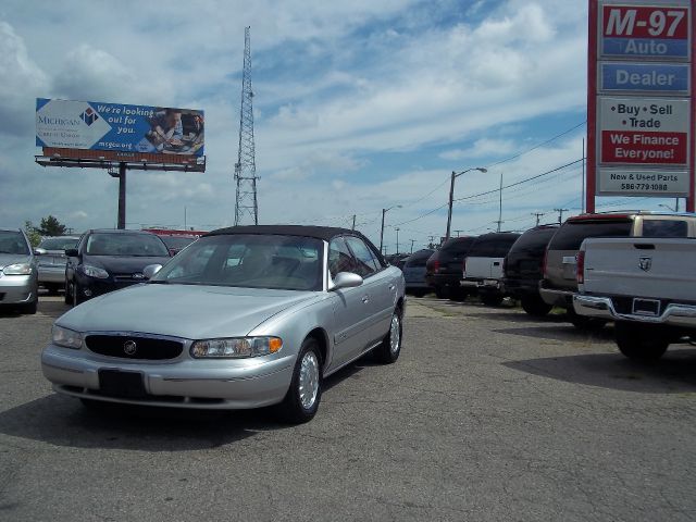 Buick Century 2002 photo 2