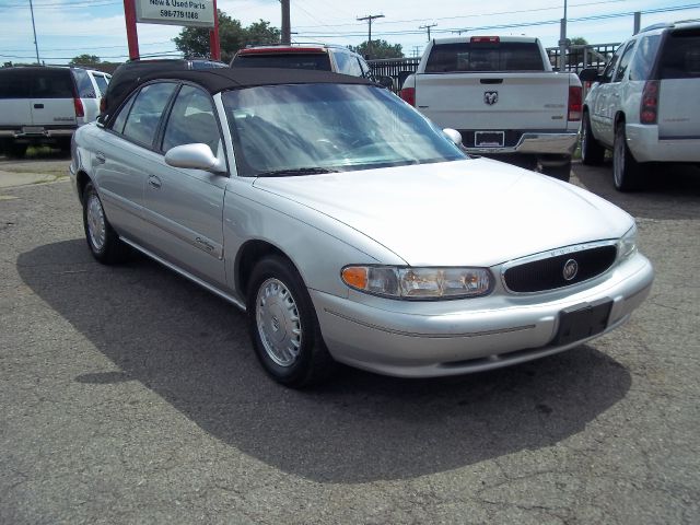 Buick Century 2002 photo 3