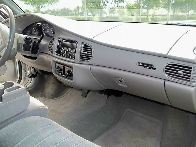 Buick Century 2002 photo 2