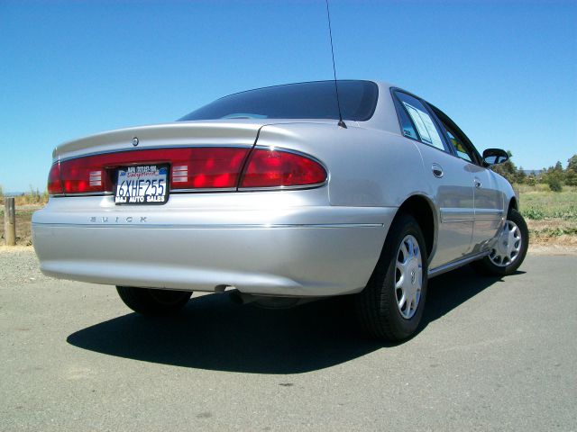 Buick Century 2002 photo 1