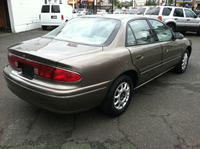 Buick Century 2002 photo 2