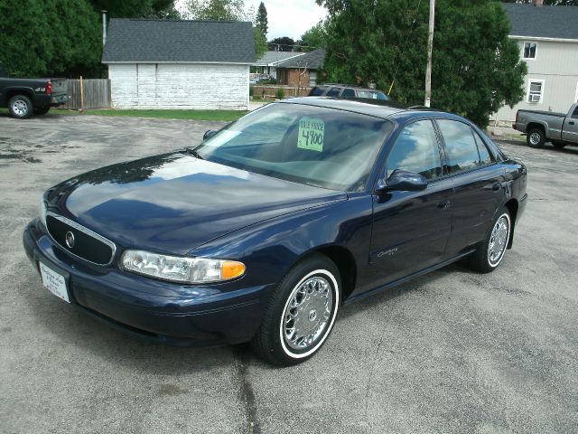 Buick Century 2002 photo 2