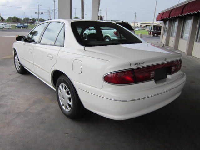 Buick Century 2003 photo 13