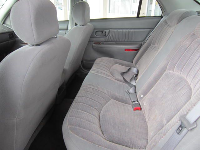 Buick Century 2003 photo 16