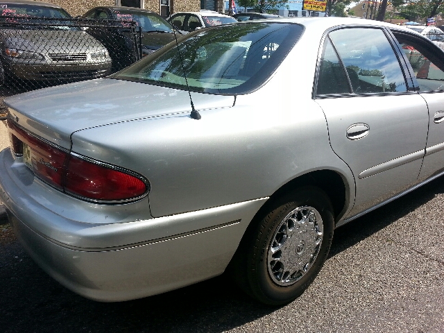 Buick Century 2003 photo 3