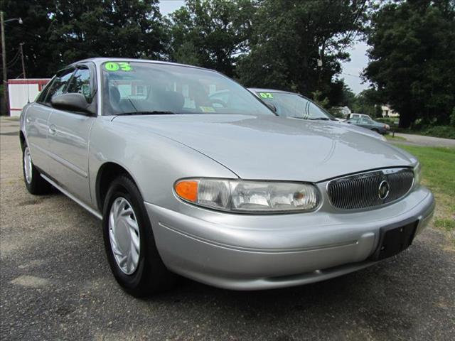 Buick Century 2003 photo 3