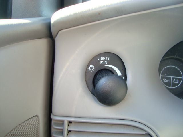 Buick Century 2003 photo 21