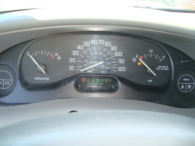 Buick Century 2003 photo 5