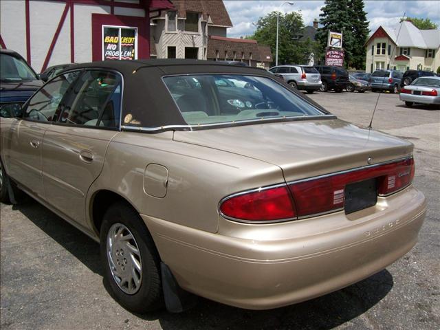 Buick Century 2004 photo 1