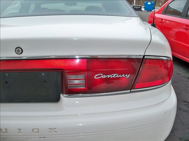 Buick Century 2004 photo 3