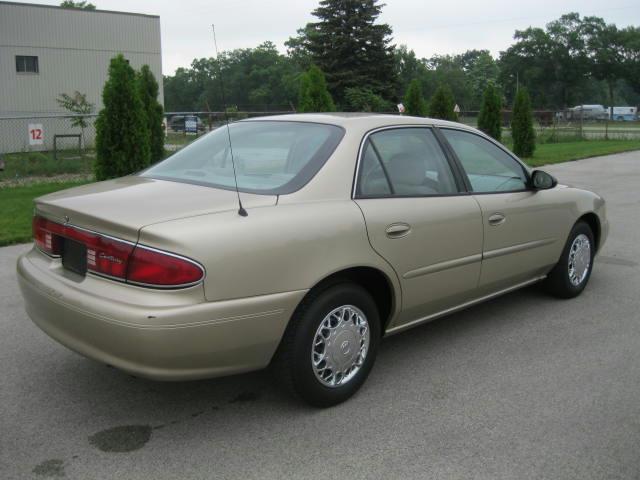 Buick Century 2004 photo 1