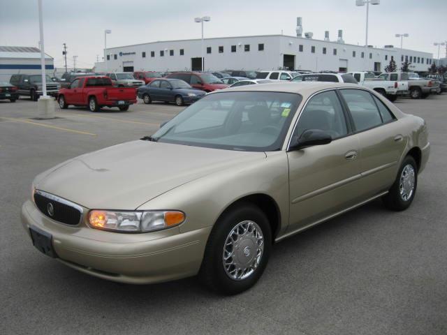 Buick Century 2004 photo 3