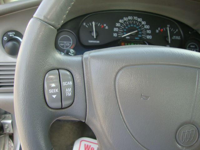 Buick Century 2004 photo 9