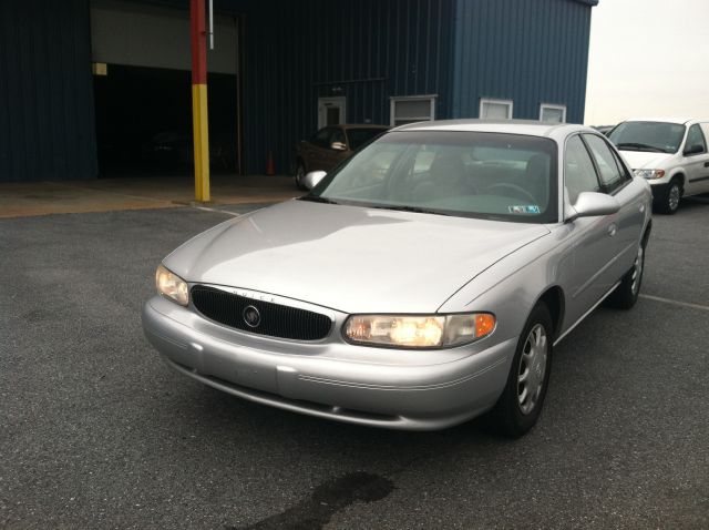 Buick Century 2004 photo 2