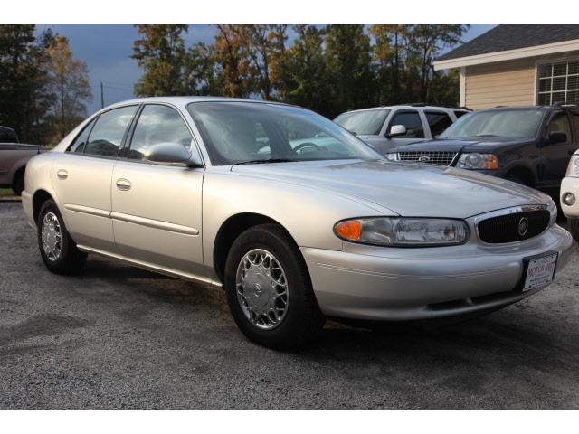 Buick Century 2004 photo 2