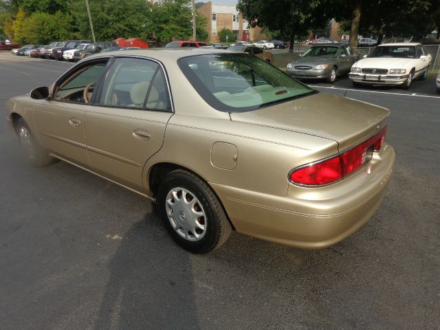 Buick Century 2004 photo 4