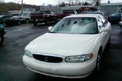 Buick Century 4d Wagon LS (V8) Sedan