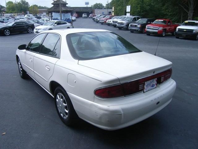 Buick Century 2004 photo 3