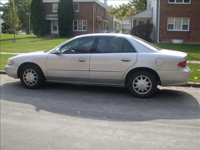 Buick Century 2004 photo 1