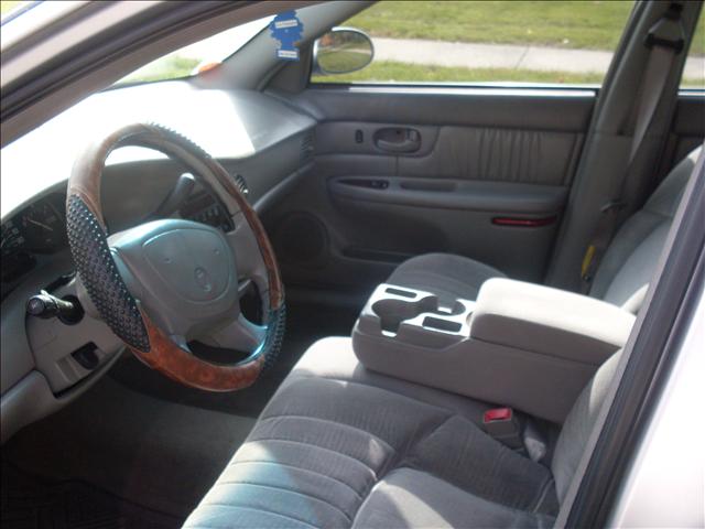 Buick Century 2004 photo 4