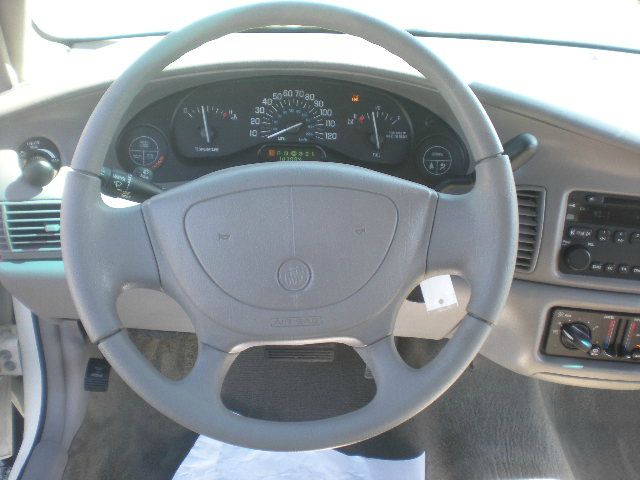 Buick Century 2004 photo 21