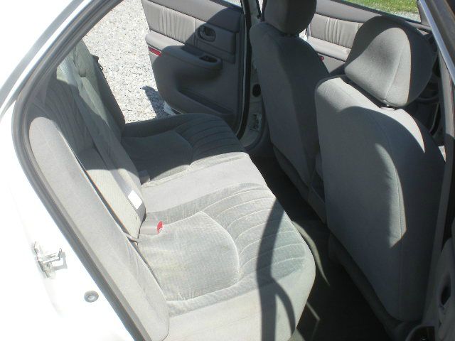 Buick Century 2004 photo 29