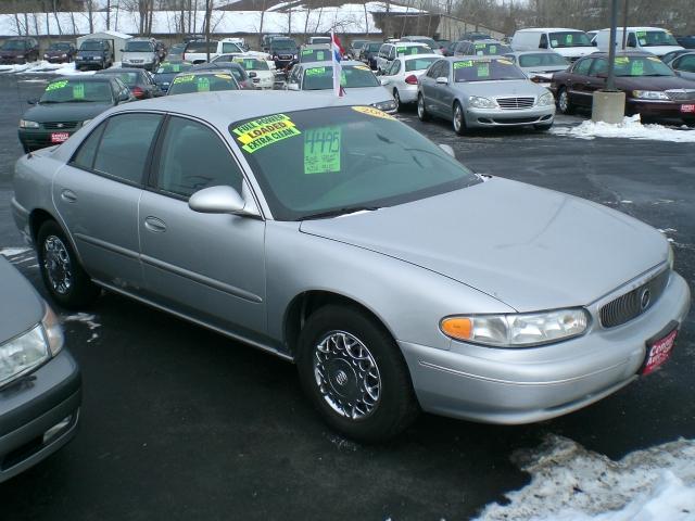 Buick Century 2004 photo 3