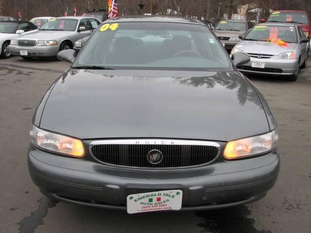 Buick Century 2004 photo 1