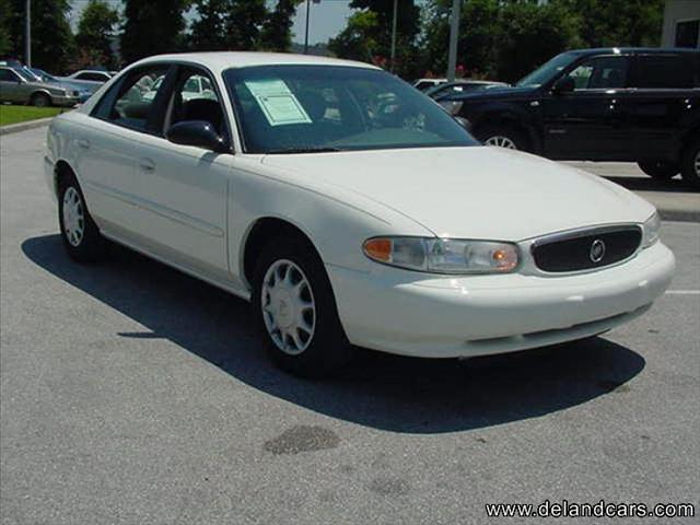 Buick Century 2004 photo 1