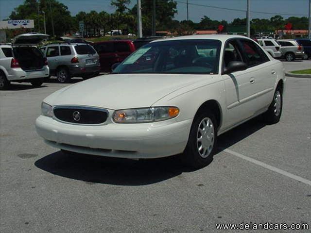 Buick Century 2004 photo 3