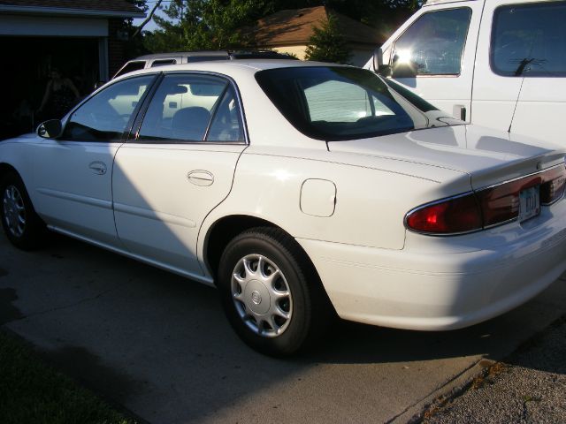 Buick Century 2005 photo 1