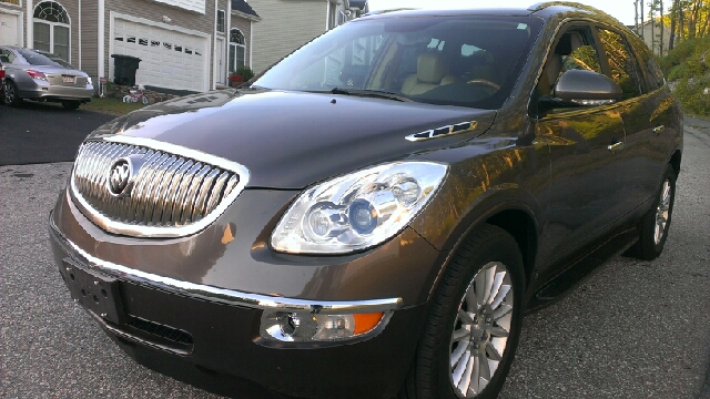 Buick Enclave 2008 photo 2