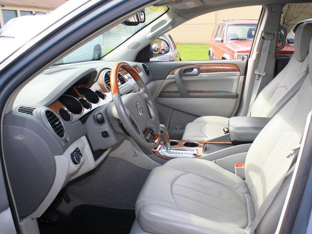 Buick Enclave 2008 photo 1