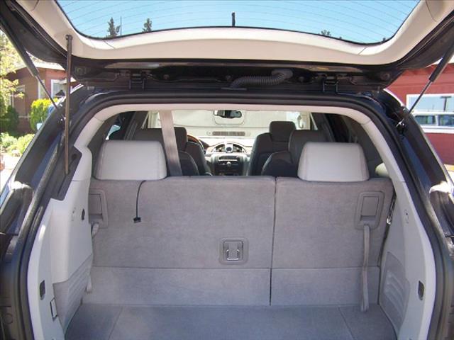 Buick Enclave 2008 photo 23