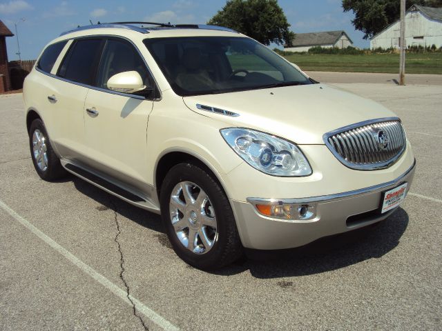 Buick Enclave 2008 photo 2